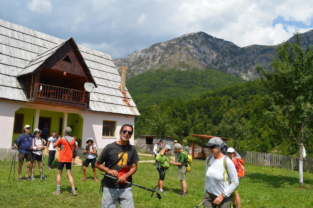 Guesthouse Alpini Lepushe Exterior foto